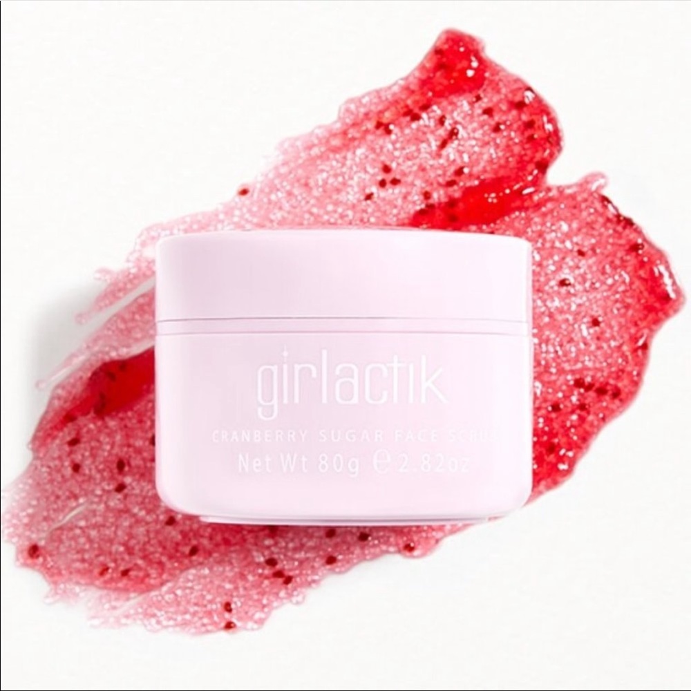GIRLACTIK Cranberry Sugar Face Scrub